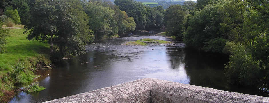 Views from the bridge at Horsebridge